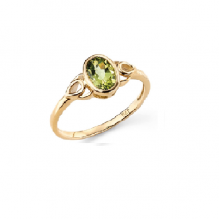 PERIDOT GOLD RING